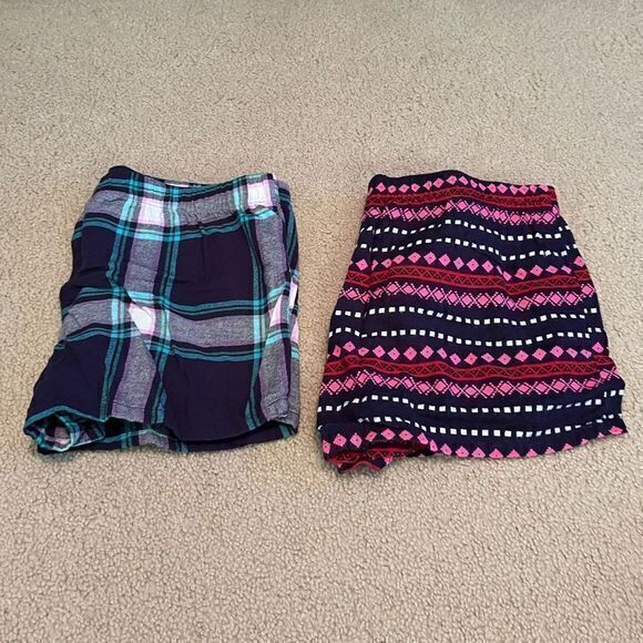 SO Women's Pajama Shorts Set of 2 Pull on Multicolor Geometric Plaid Size Large - Picture 3 of 4